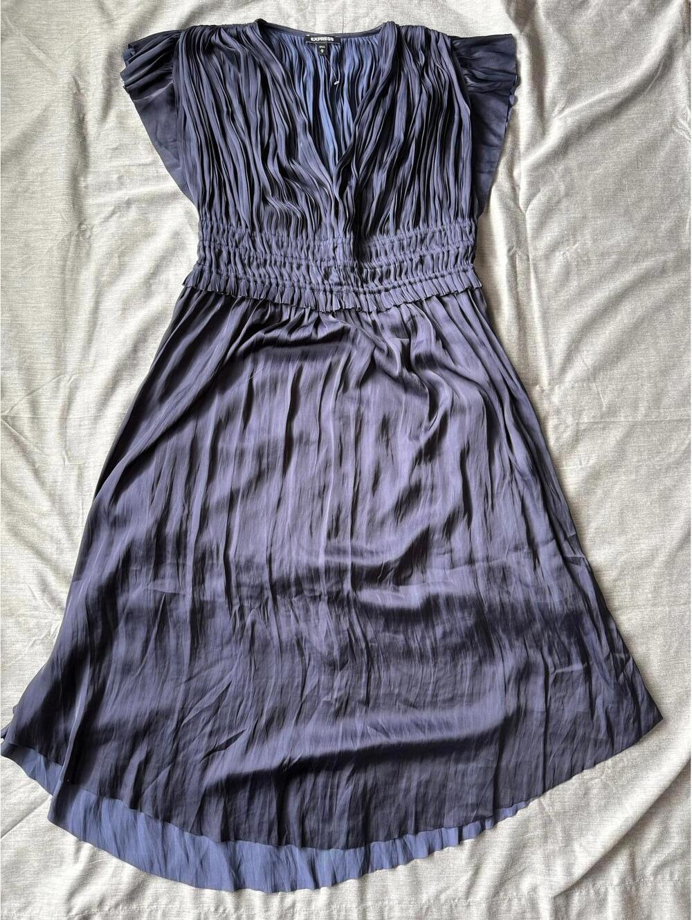 EXPRESS Womens Size Medium Pleated Dark Blue Navy Satin Dress 00813 Light Ocean